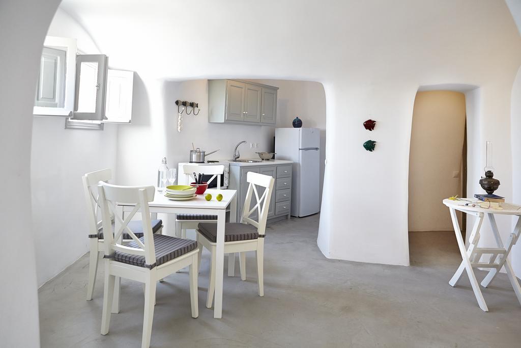 Liakada Oia Suites Dış mekan fotoğraf