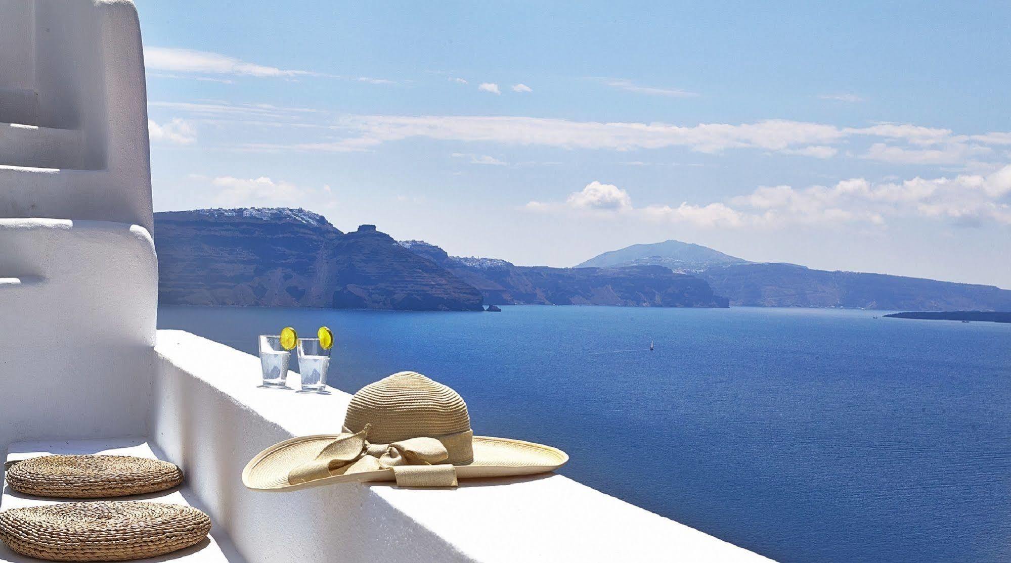 Liakada Oia Suites Dış mekan fotoğraf